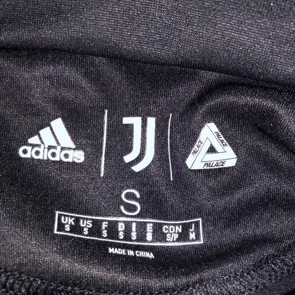 Juventus Palace Warmup Crewneck - Picture 6 of 7